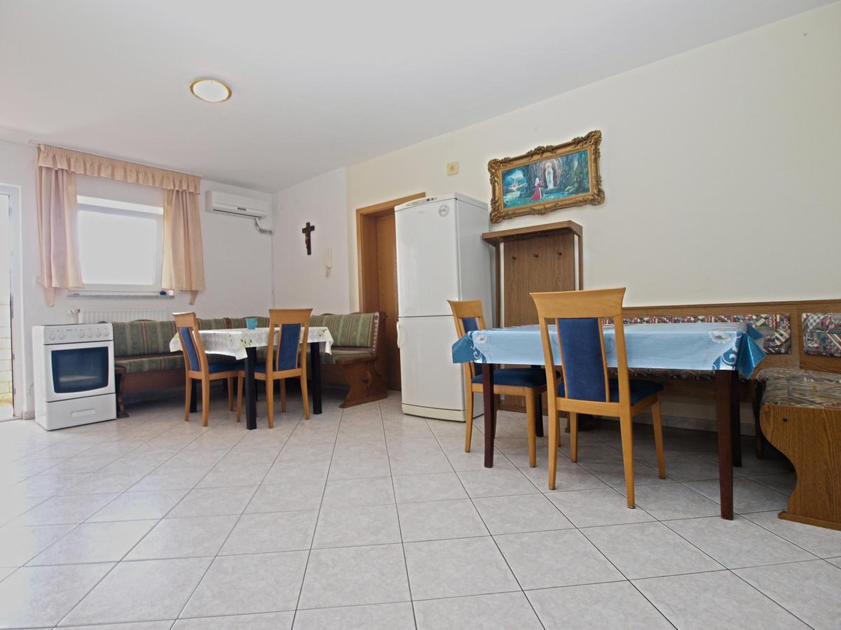 פאז'אנה Apartments Anto 1598 מראה חיצוני תמונה